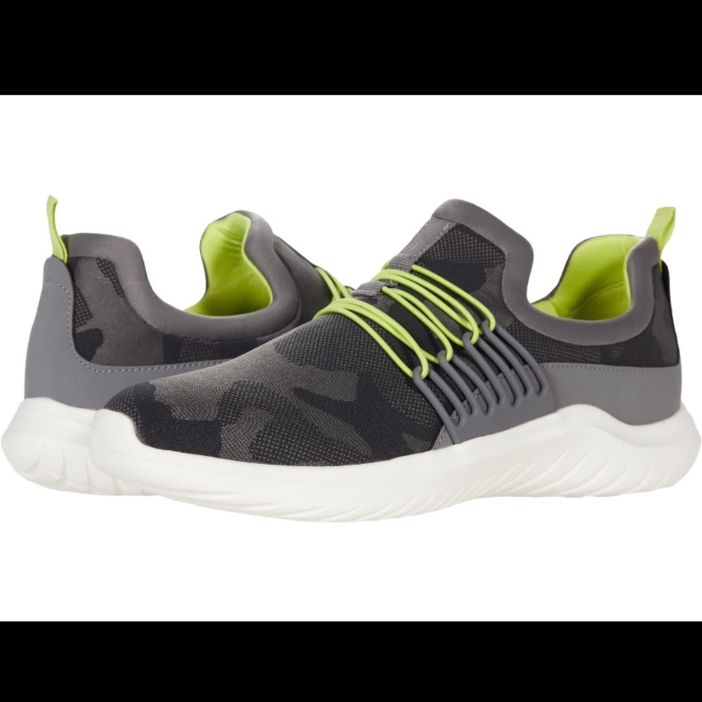 Clarks Nova ave camo sneakers 8.5